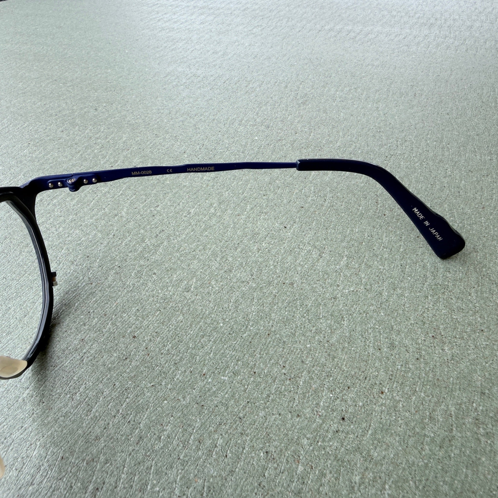 BROKEN MM-0028