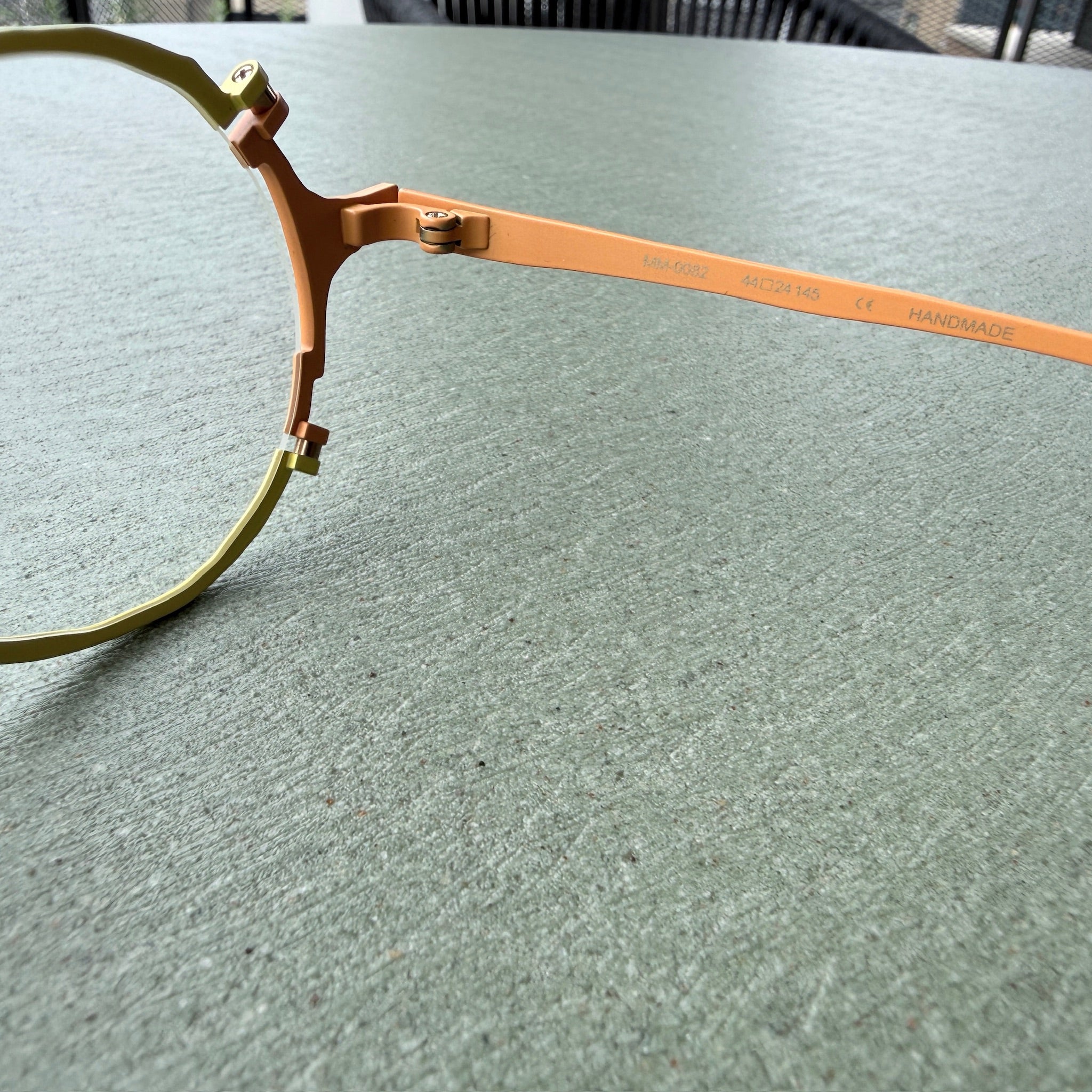 BROKEN MM-0082