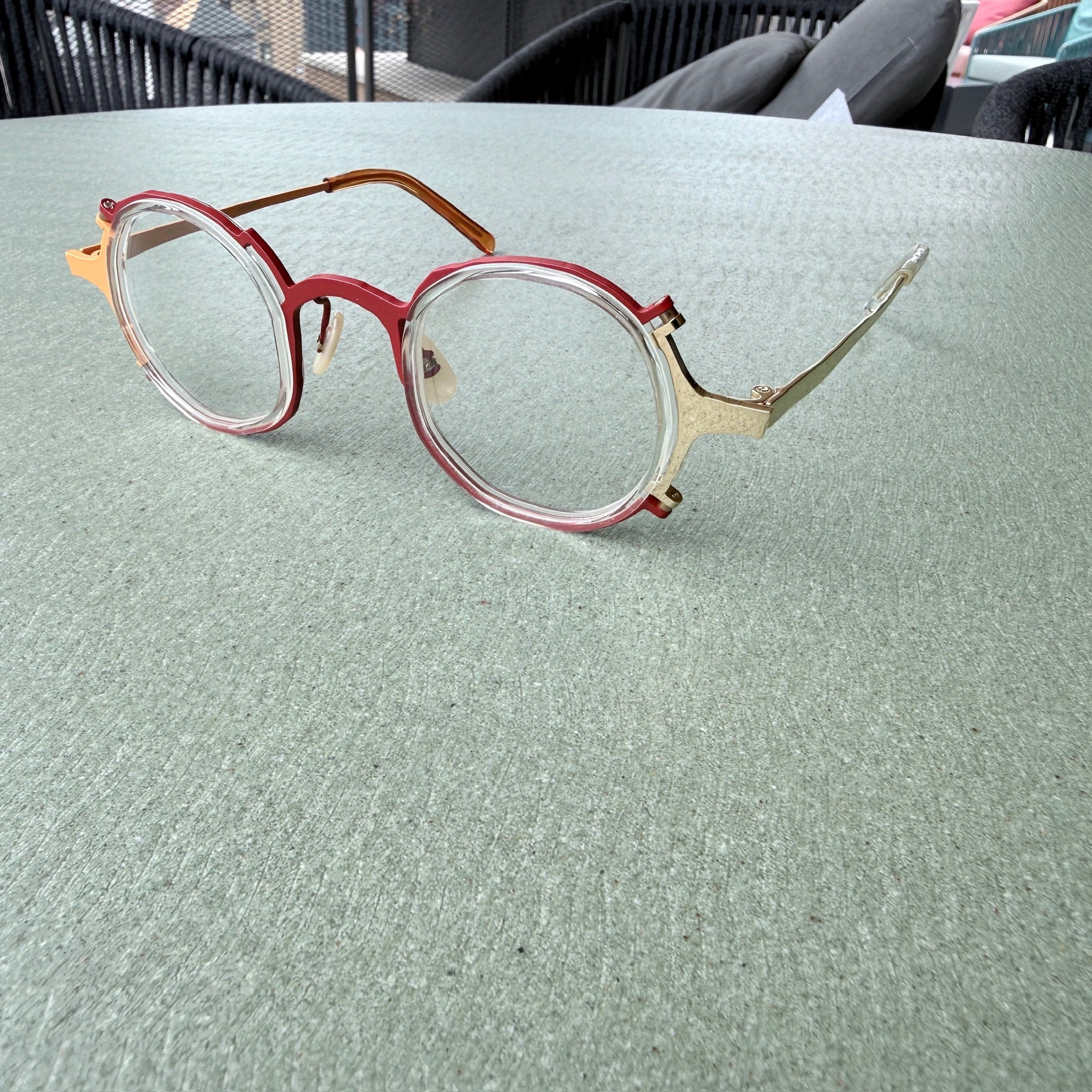 BROKEN MM-0083