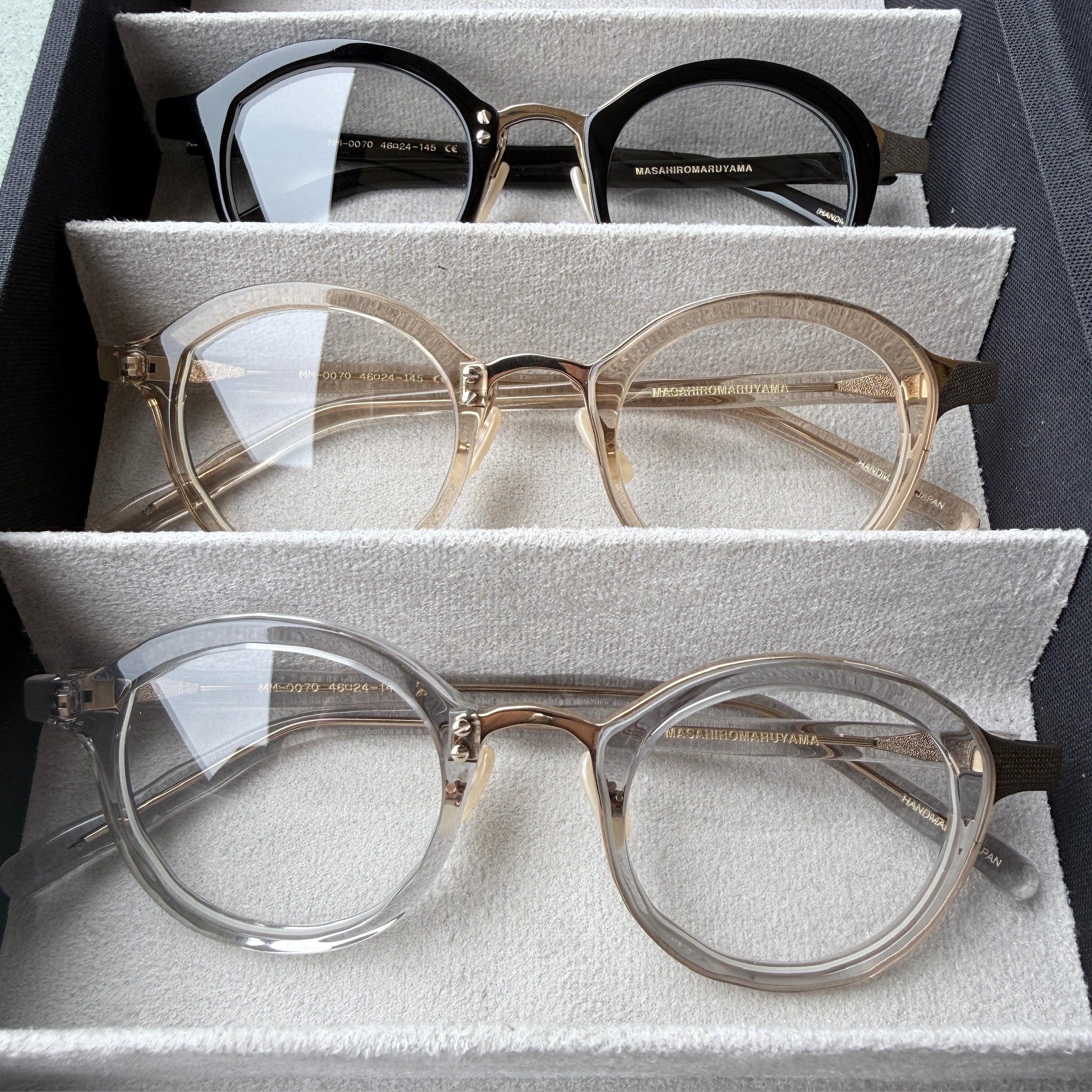 COLLAGE MM-0070
