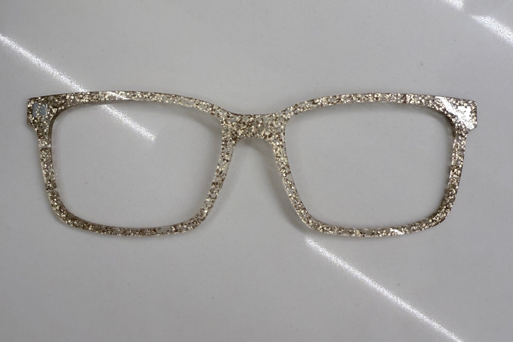 Kirby Gold Glitter