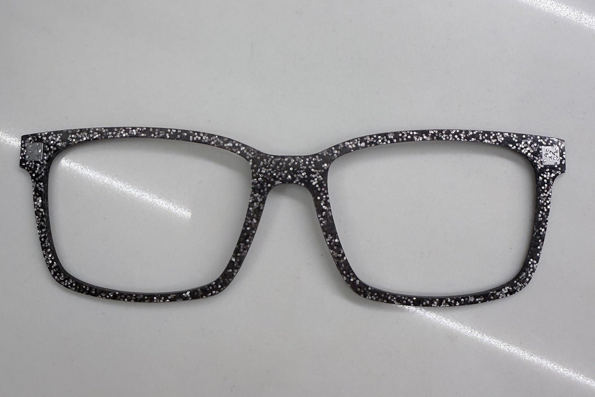 Kirby Black Glitter